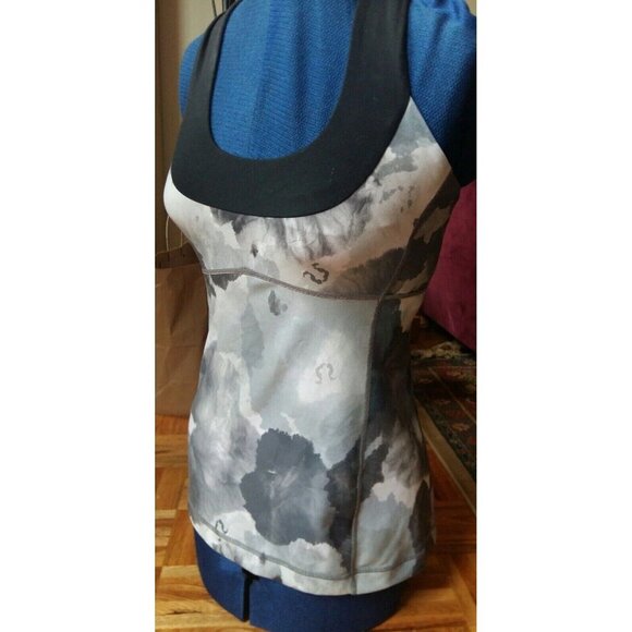 Lululemon Scoop Neck Tank top athletic yoga watercolor print white gray black 6 - Picture 4 of 15